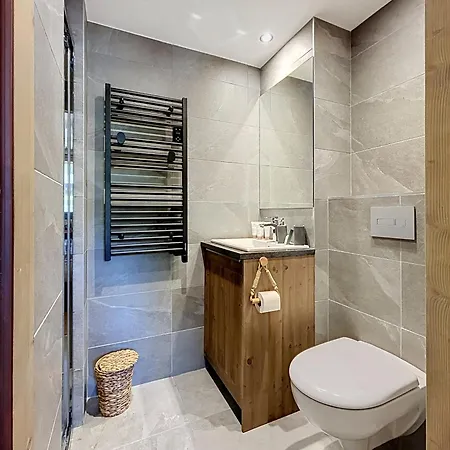 Santal - - Selena Apartment